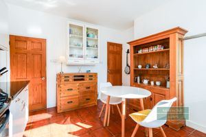 Photo 11- click for photo gallery